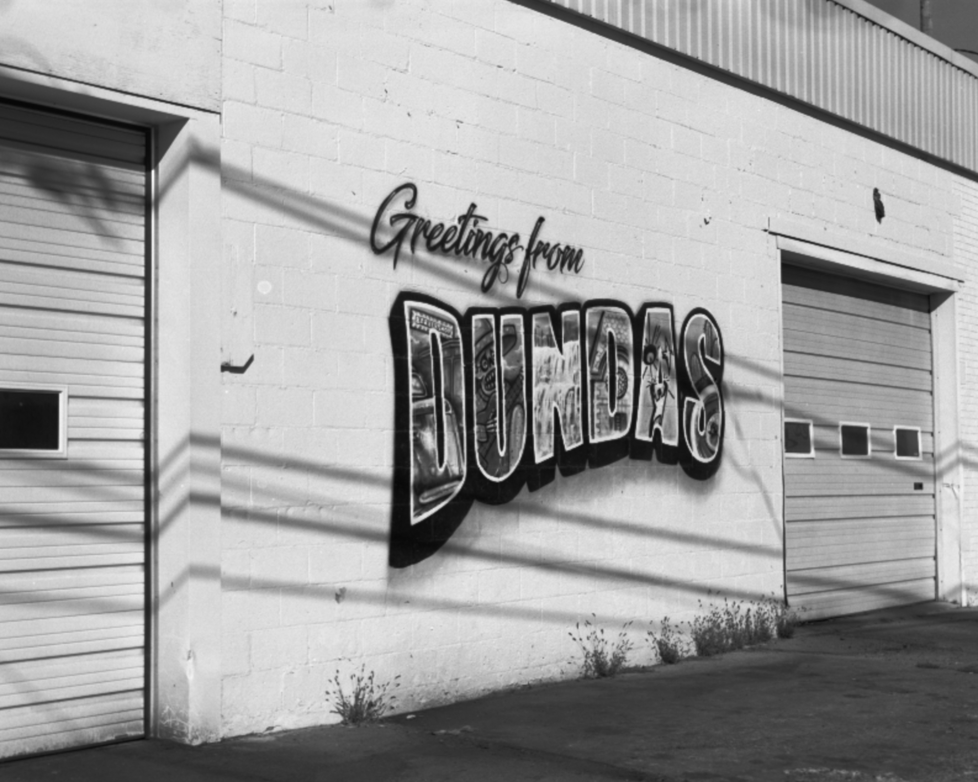 A Photowalk in Dundas with Friends, Fuji Acros, and the Pentax 67ii